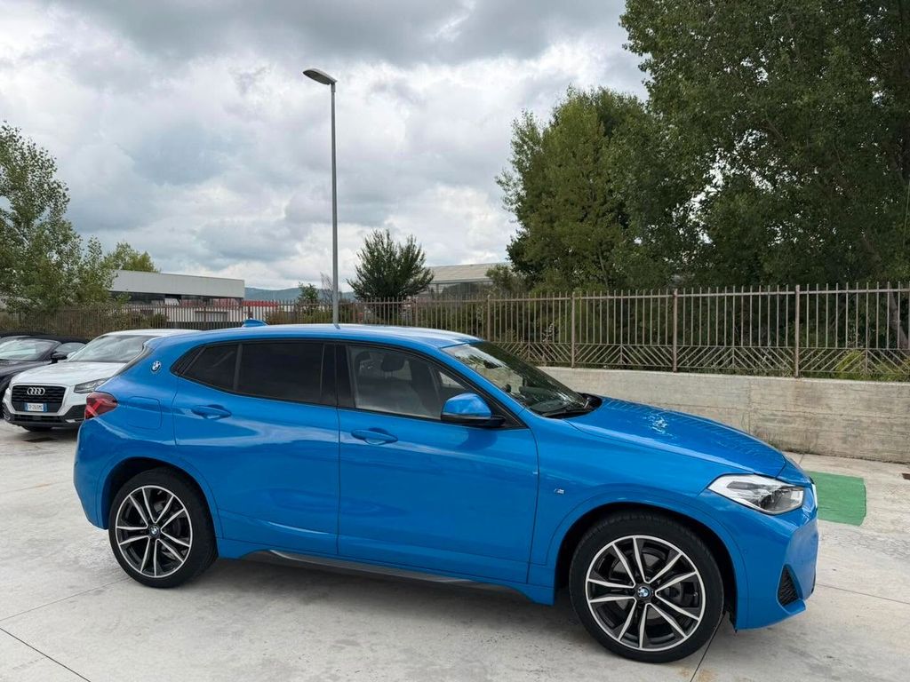 Image of BMW X2