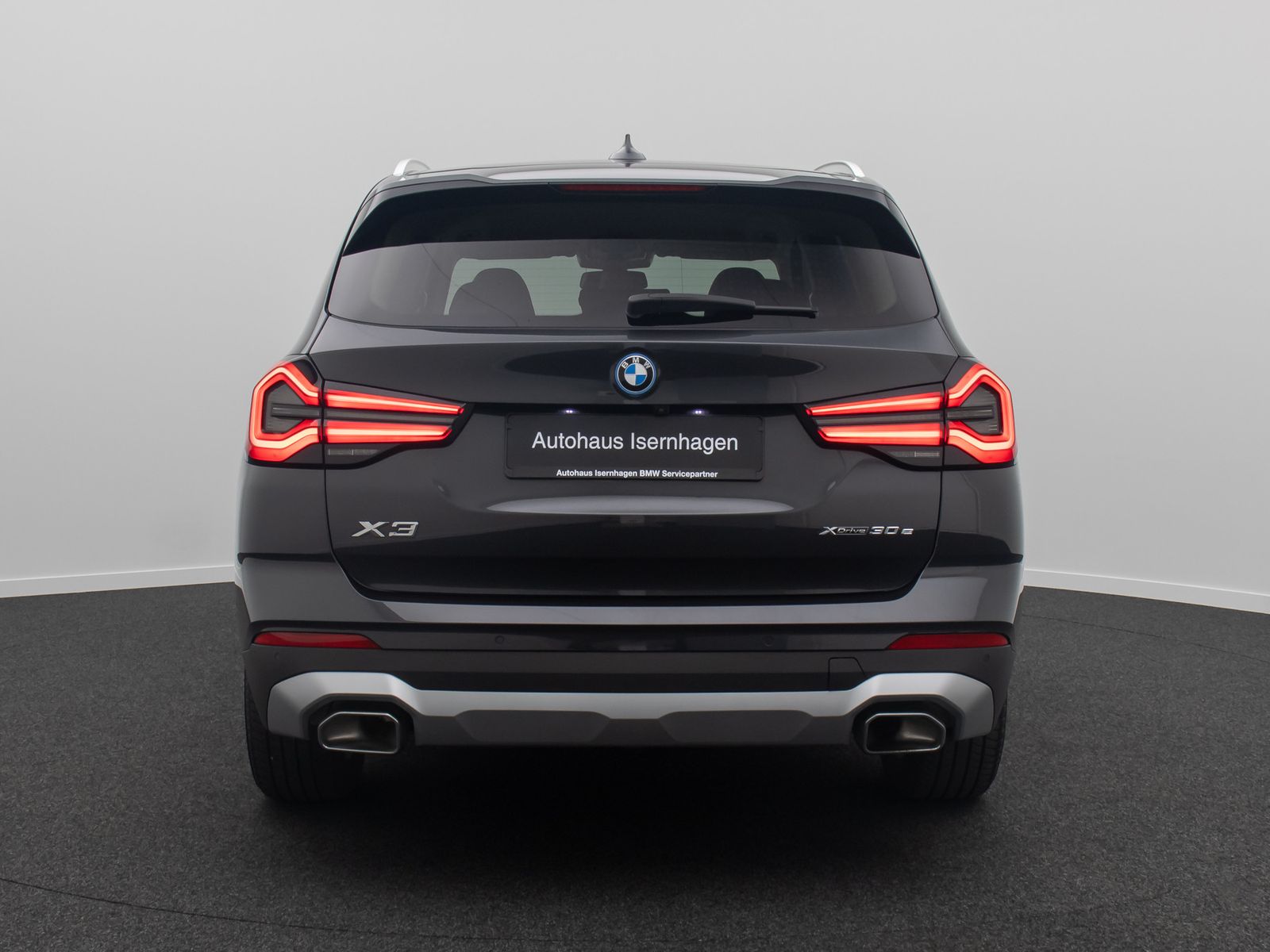 Fahrzeugabbildung BMW X3 xD30e Alarm HUD DAB Laser Kamera Sport Leder