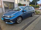 Toyota Auris Touring Sports Executive Panoramdach  - Toyota Auris Touring Sports aus 2015