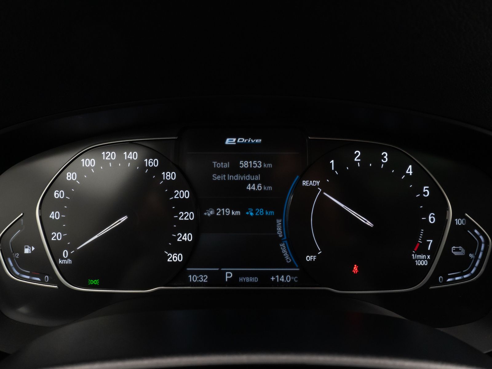 Fahrzeugabbildung BMW 530e xD Panorama 360°HUD DAB Leder Alarm 18Zoll