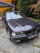 BMW 320i Cabrio Klassiker mit Charme und 6-Zylinder - BMW 320 aus 1994: 320i