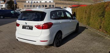 Fahrzeugabbildung BMW Baureihe 2 Gran Tourer 218 i Sport Line