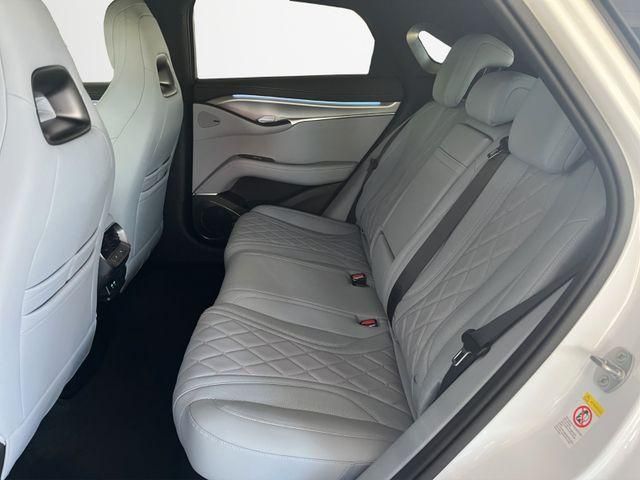 BYD SEALION 7