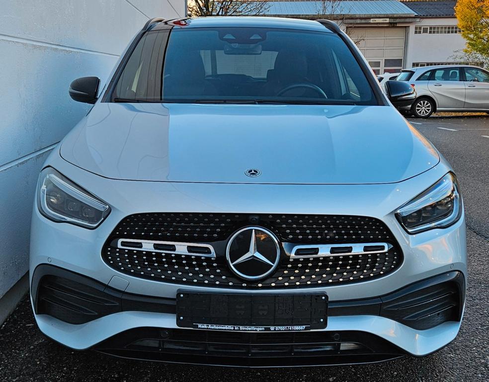 Mercedes-Benz GLA 180