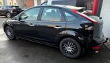 Ford Focus Lim. 1,6  Style 67Tkm/Klima/Navi - Ford Focus aus 2010: 1.6