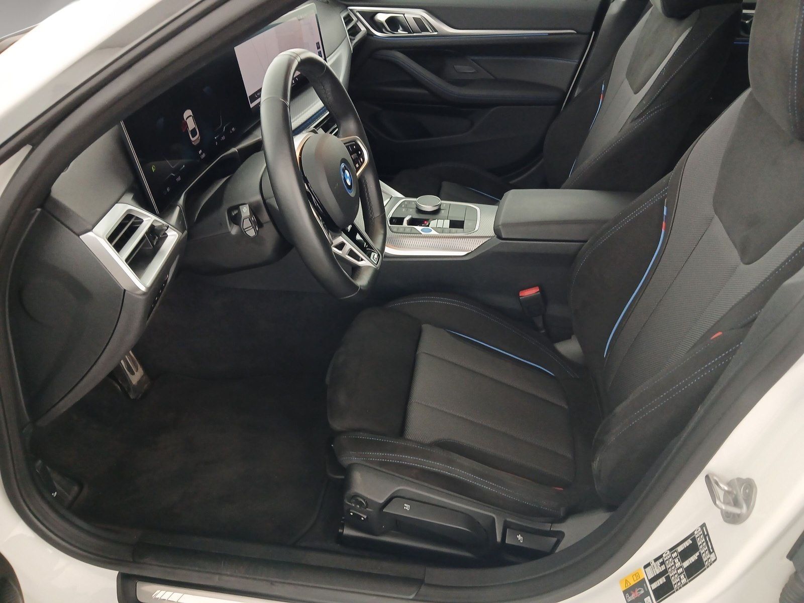 BMW i4 - Bild 8