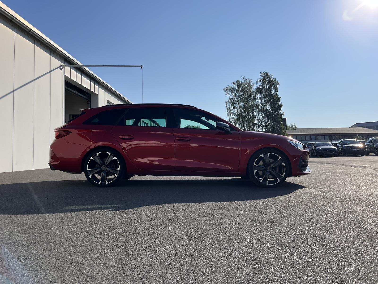 Cupra Leon SP 2.0 TSI DSG VZ 156€ m.20% Anz. Navi RFK, миниатюра 5