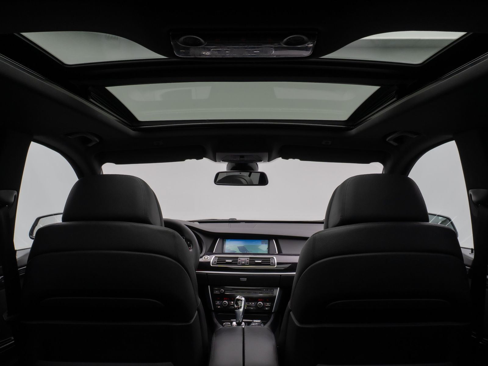 Fahrzeugabbildung BMW 535d Gran Turismo Panorama Kamera HUD HiFi Xenon