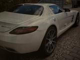 Mercedes-Benz SLS AMG 6.2 V8 -Perlmuttweiss mit roten Leder - Mercedes-Benz SLS AMG in Frankfurt (Main)