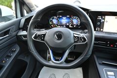 VW Golf VIII 1.4 GTE eHybrid Navi LED CarPlay  PDC