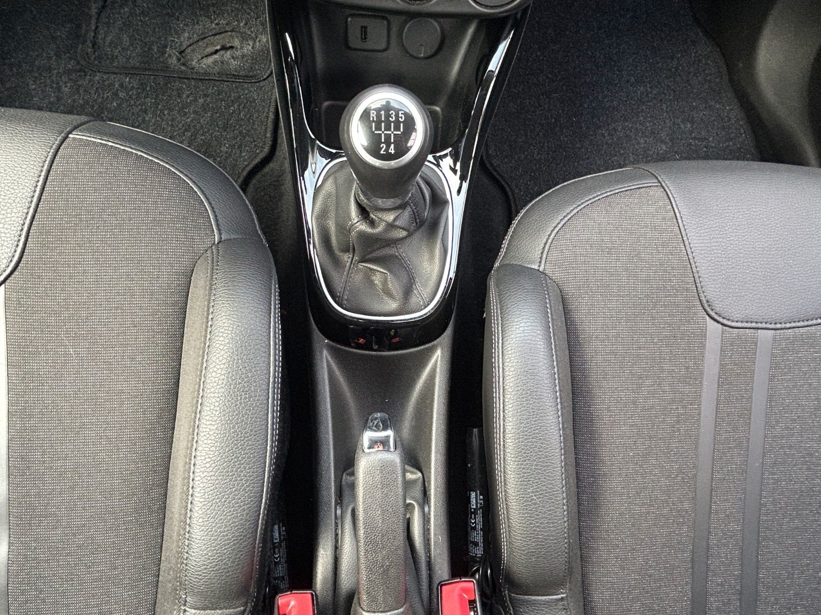 Fahrzeugabbildung Opel Adam 120 Jahre Klima/Parksensor/Tempomat/