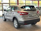 Nissan Qashqai Acenta Automatik - Nissan Qashqai mit Diesel-Antrieb: Geländewagen, Automatik