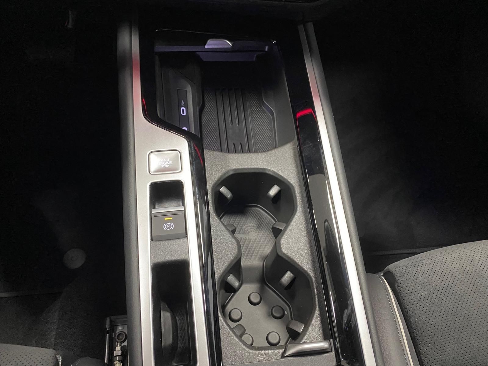 Fahrzeugabbildung Volkswagen PASSAT 2.0 TDI 110 kW Elegance+MATRIX+AHK+360RFK