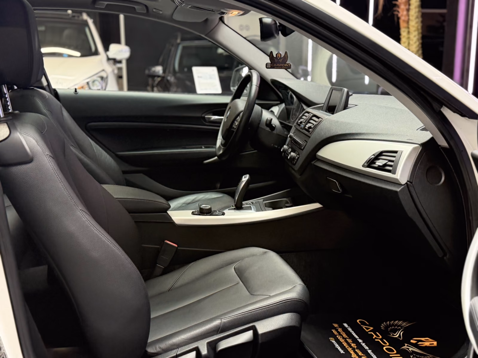 BMW 118d Limo /Bi-Xenon/S-Dach/Vollleder/BT/PDC