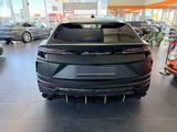 Lamborghini Urus Pano Style Paket - graue Lamborghini Urus