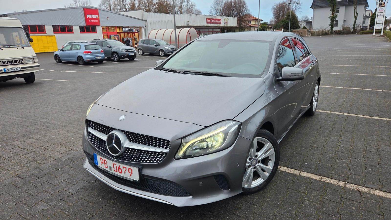 Mercedes-Benz A 200CDI-AUT+KLIMAUT+LED+LEDER+KAM+STANDHZ+MEMOR