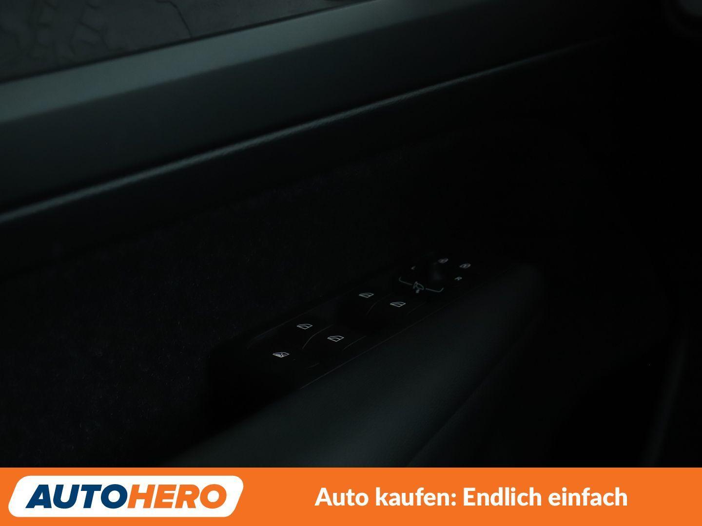 Volvo XC40 1.5 2WD *NAVI*VC*LED*TEMPO*PDC*SHZ*ALU*