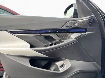 2025 BMW M5 — миниатюра 18