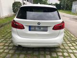 BMW 218 Active Tourer d Leder Panorama AHK PDC WR  - BMW 218 Active Tourer von privat