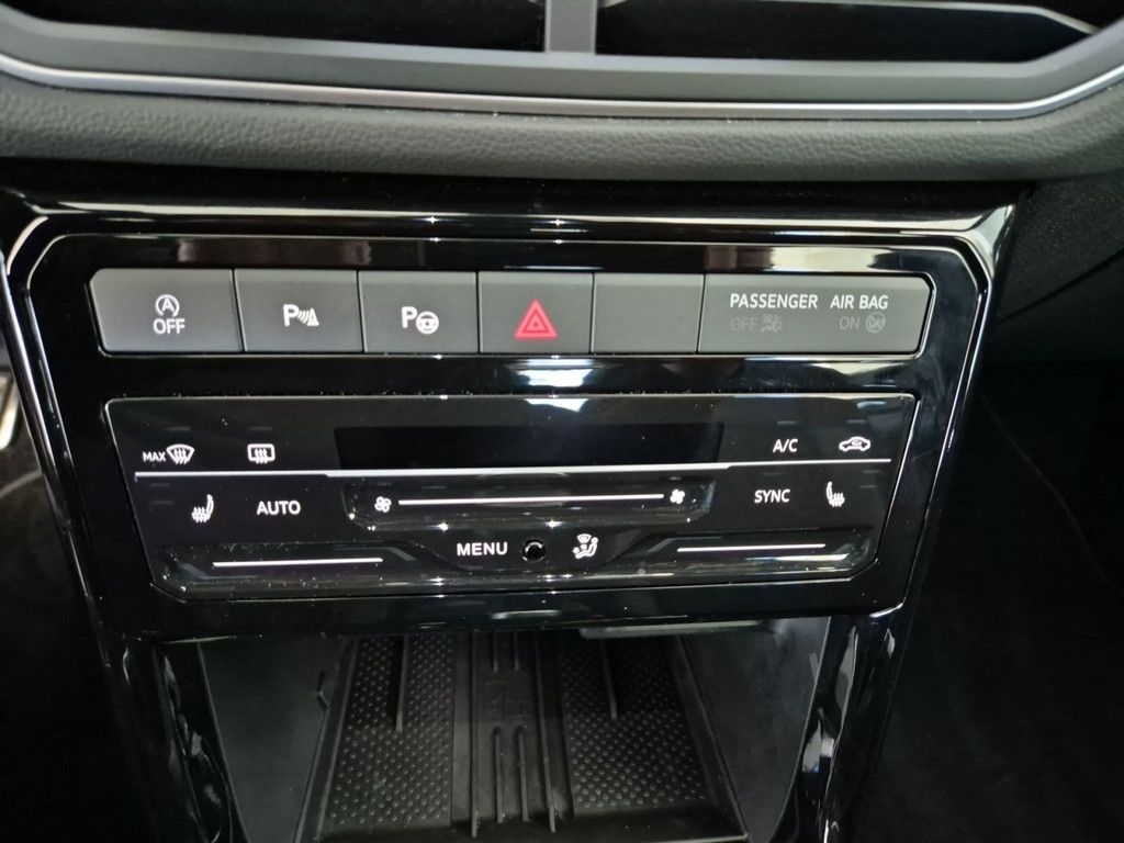 T-Cross 1.0 TSI Goal *LED*NAVI*SHZ*PDC*ACC*