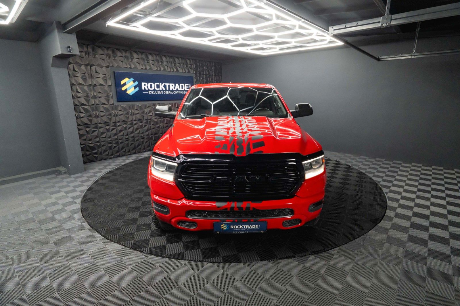 Fahrzeugabbildung Dodge RAM 5.7 V8 HEMI 4x4 OFFROAD LONGBED AXLE LOCK