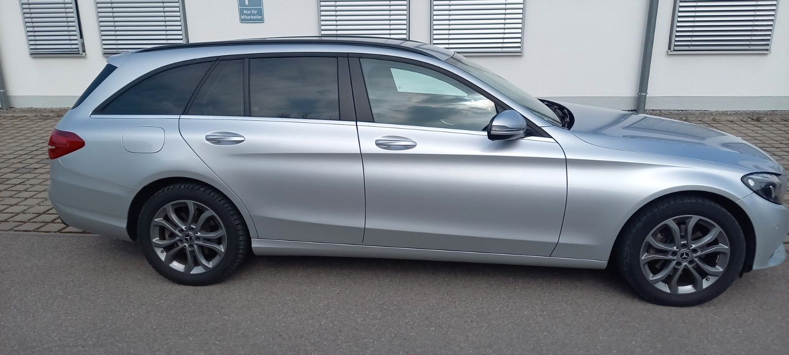 MERCEDES-BENZ C 220 d 4MATIC T Autom. Standhzg.
