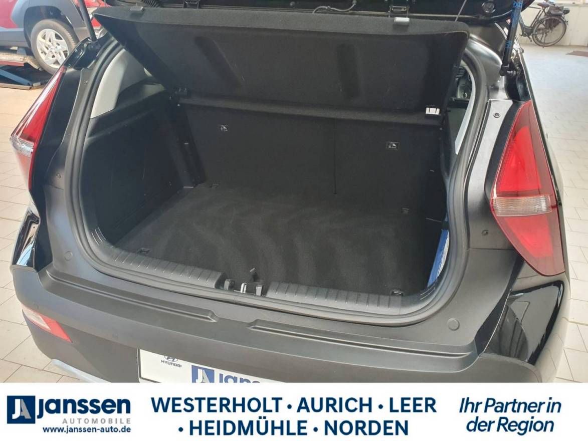 Fahrzeugabbildung Hyundai BAYON Trend, 48V, DCT, Rückfahrkamera