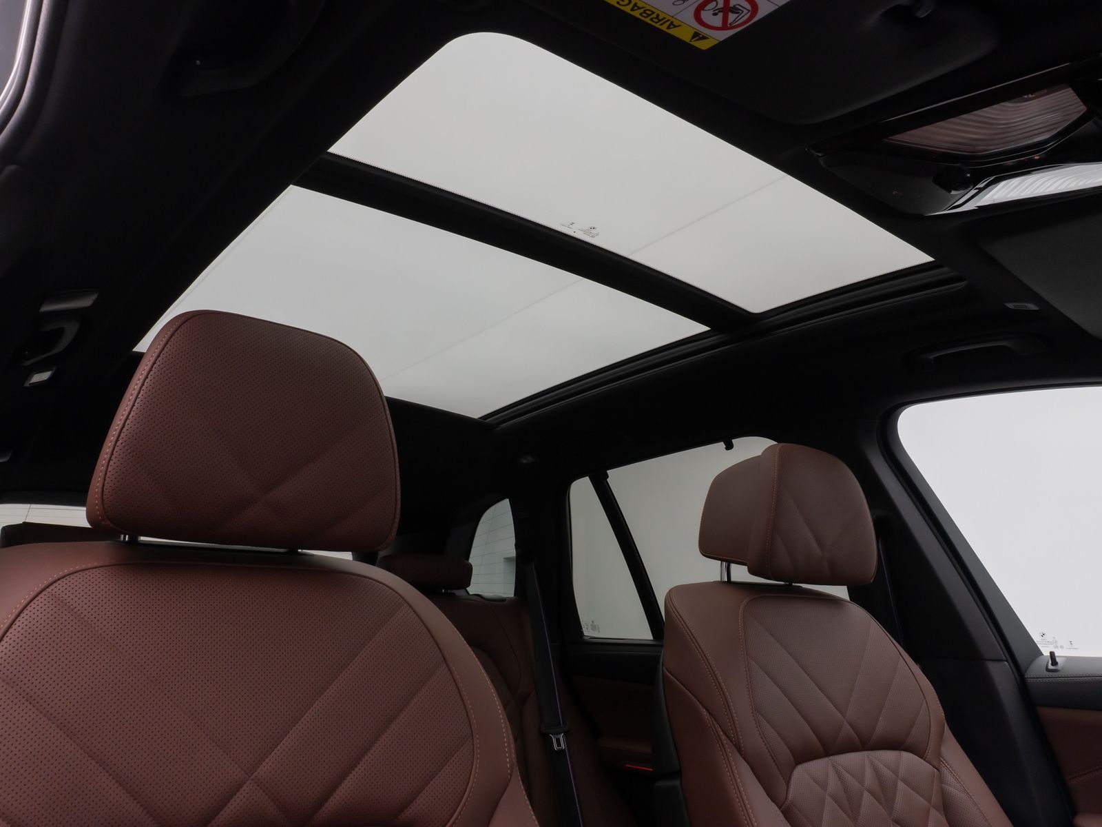 Fahrzeugabbildung BMW X5 xD30d M Sport Pro Pano HUD DAB H/K 360°22Zoll