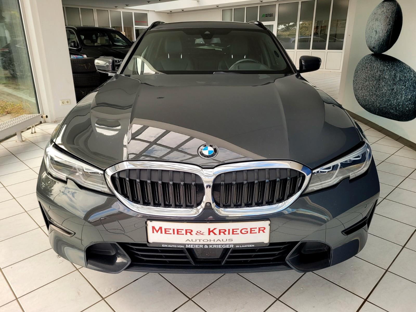 BMW 330d xDrive SportLine Leder/Panorama/Laser/360°
