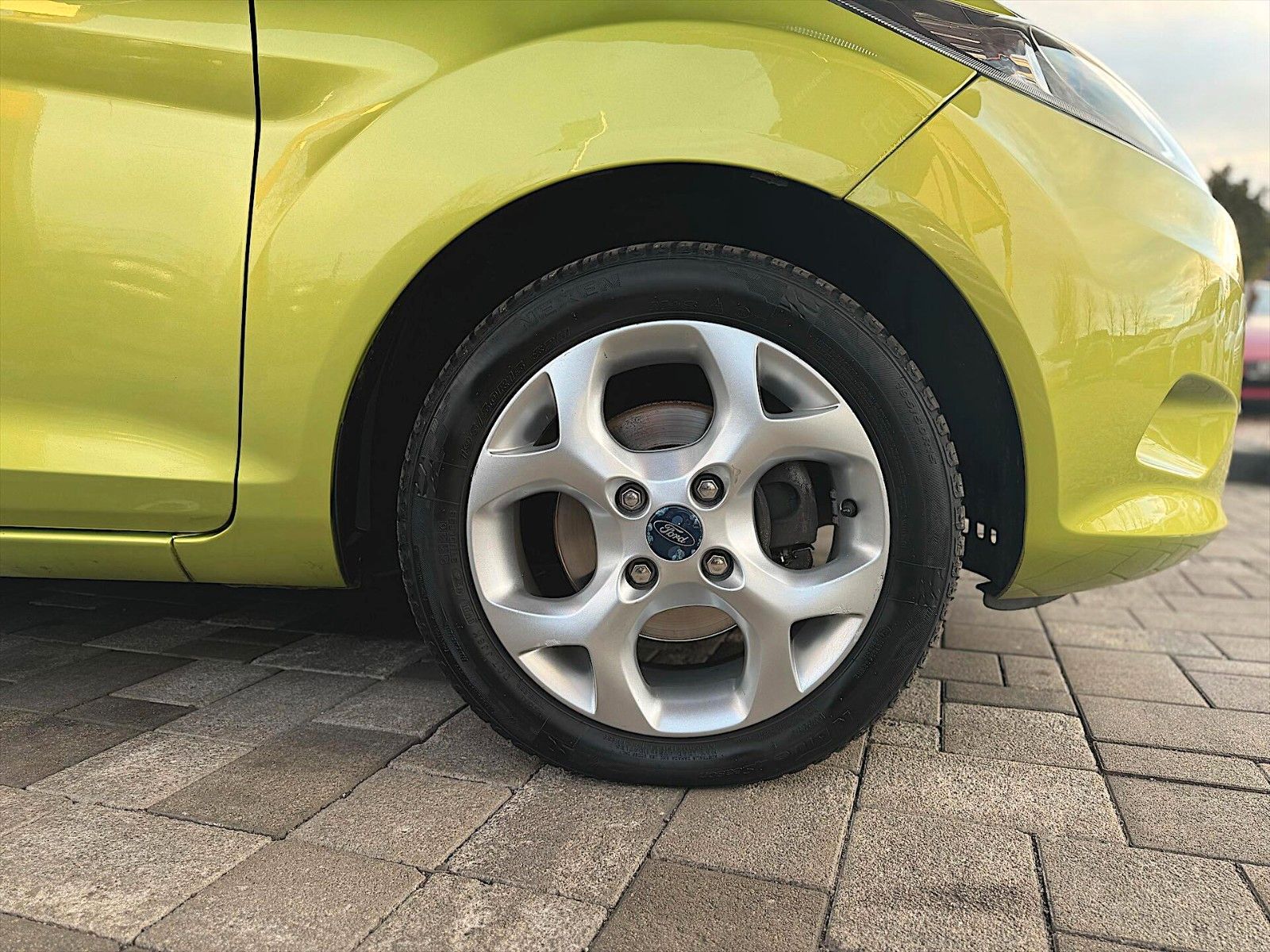 Fahrzeugabbildung Ford Fiesta Trend 1.25 Sport *Klima*TÜV Neu*Allwetter