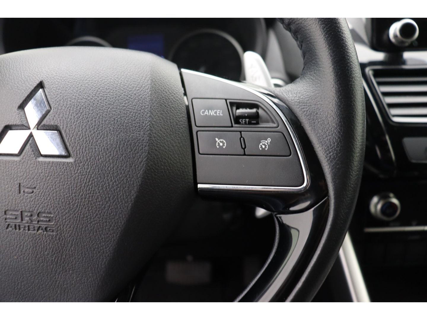 Fahrzeugabbildung Mitsubishi Eclipse Cross Basis Hybrid 4WD AHK Tempomat Kame