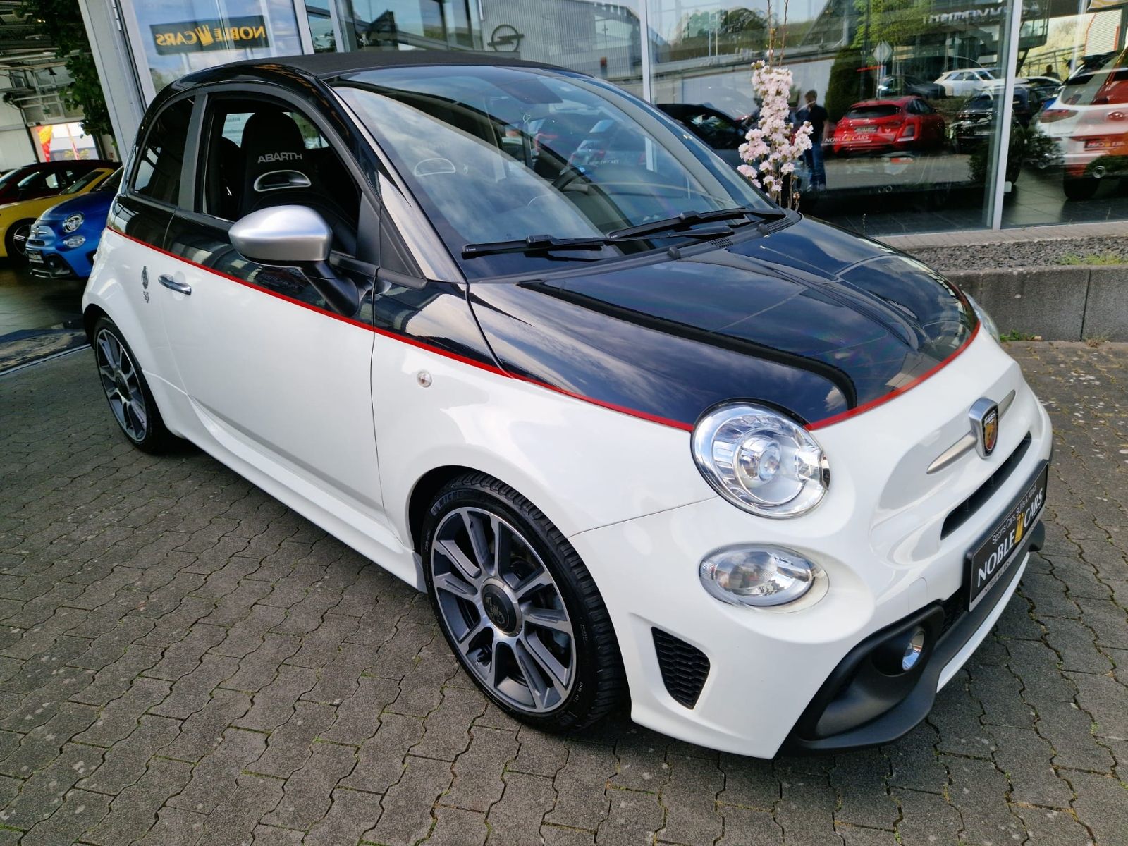Fahrzeugabbildung Abarth 595C  Turismo XENON NAVI ALU