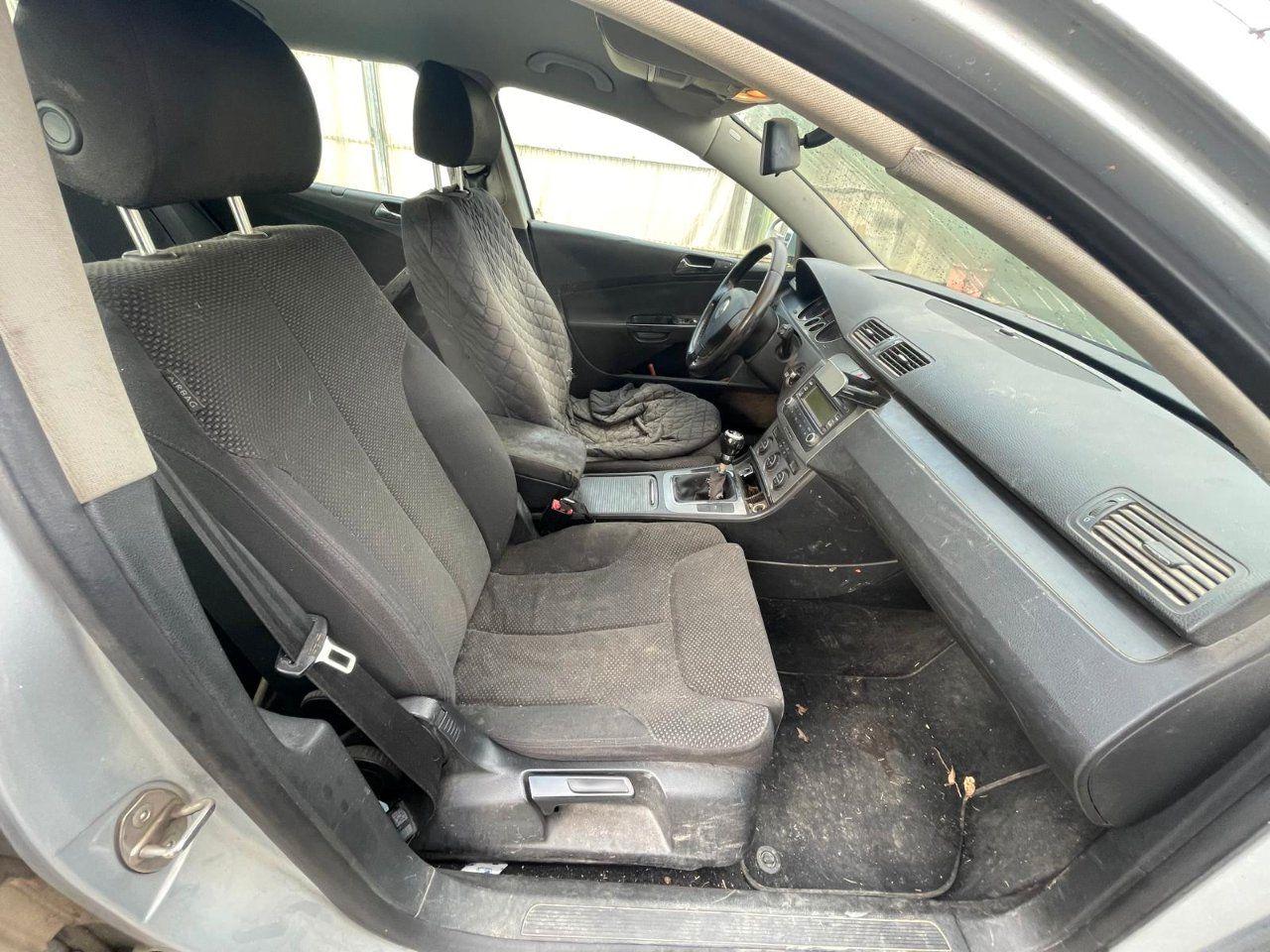 Volkswagen Passat 2006 — photo 10