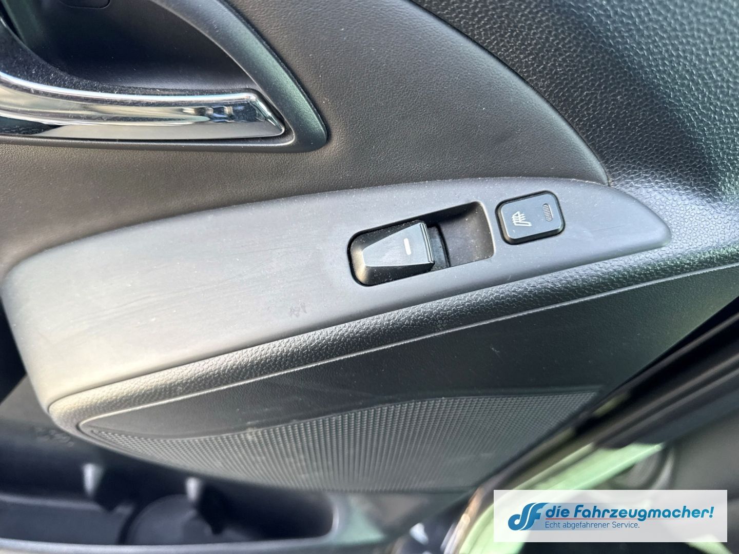 Fahrzeugabbildung Hyundai ix35 Premium AWD 4x4 El. Panodach Klimaautom *EX