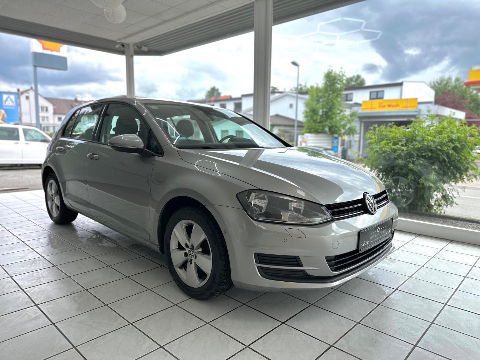 Volkswagen Golf VII Lim. 1.6 TDI  TÜV NEU Scheckheft