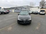 Alfa Romeo 147 - Guter Zustand, Motor & Ge... - Alfa Romeo: Moto