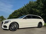 Mercedes-Benz C250 T Autom. AMG LINE, PANO, Beh.-Gerecht - mit Diesel-Antrieb: Behindertengerecht, Kombi