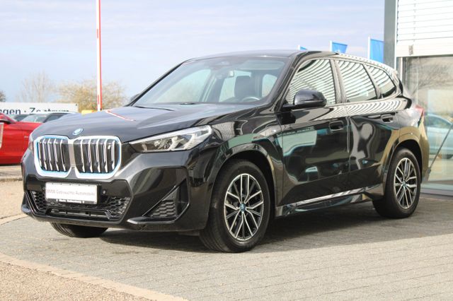 BMW iX1 xDrive30 M Sportpaket Navi LED Kamera DAB