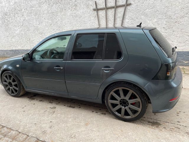 Volkswagen Golf  4GTI