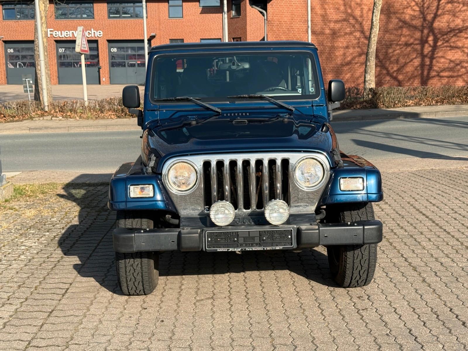 Jeep Wrangler Sahara 4.0*Soft-Top*Hard-Top*AHK