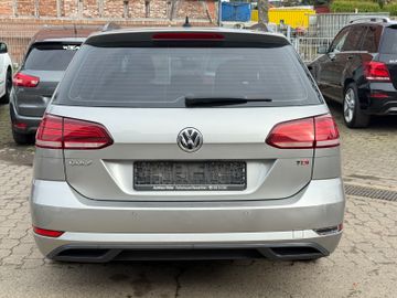 Volkswagen Golf - 9