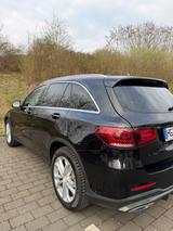 Mercedes-Benz GLC 300 4MATIC AMG Line / Diamant / Top Zustand - Mercedes-Benz GLC-Klasse Gebrauchtwagen in Frankfurt