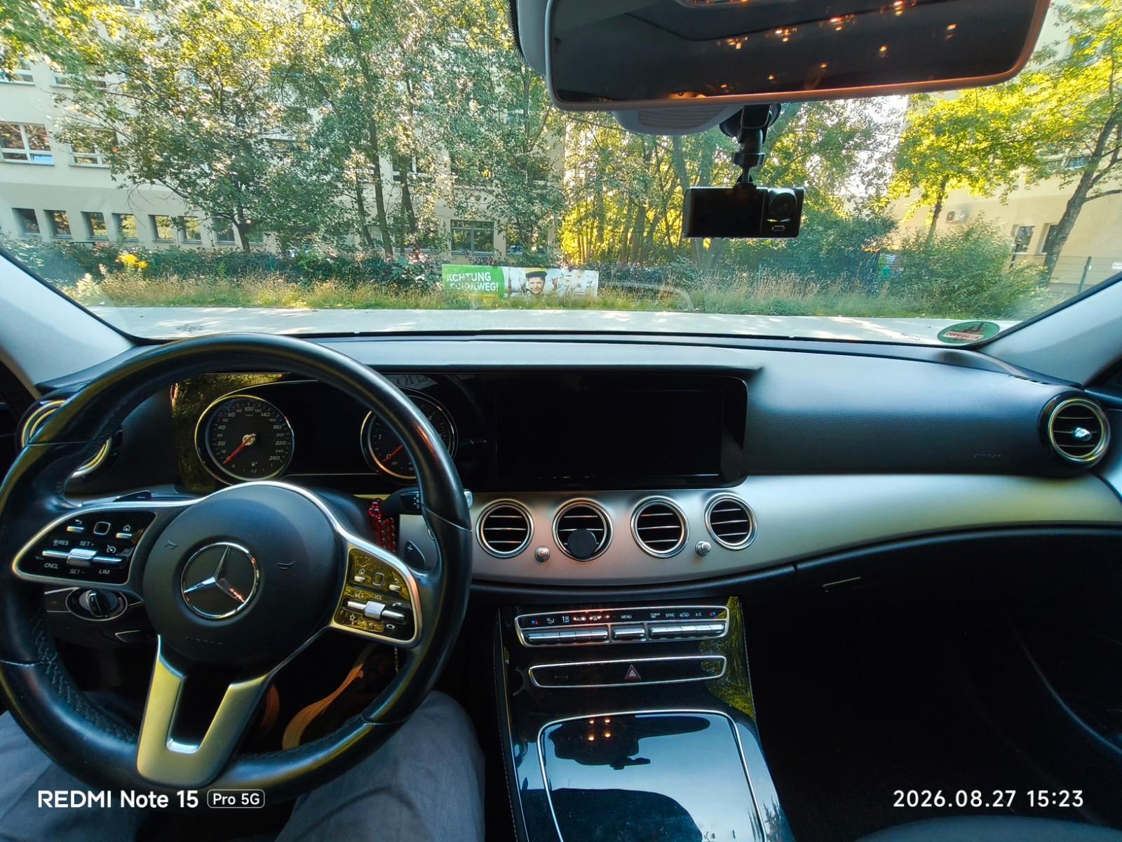 Mercedes-Benz E 220 d Autom. -