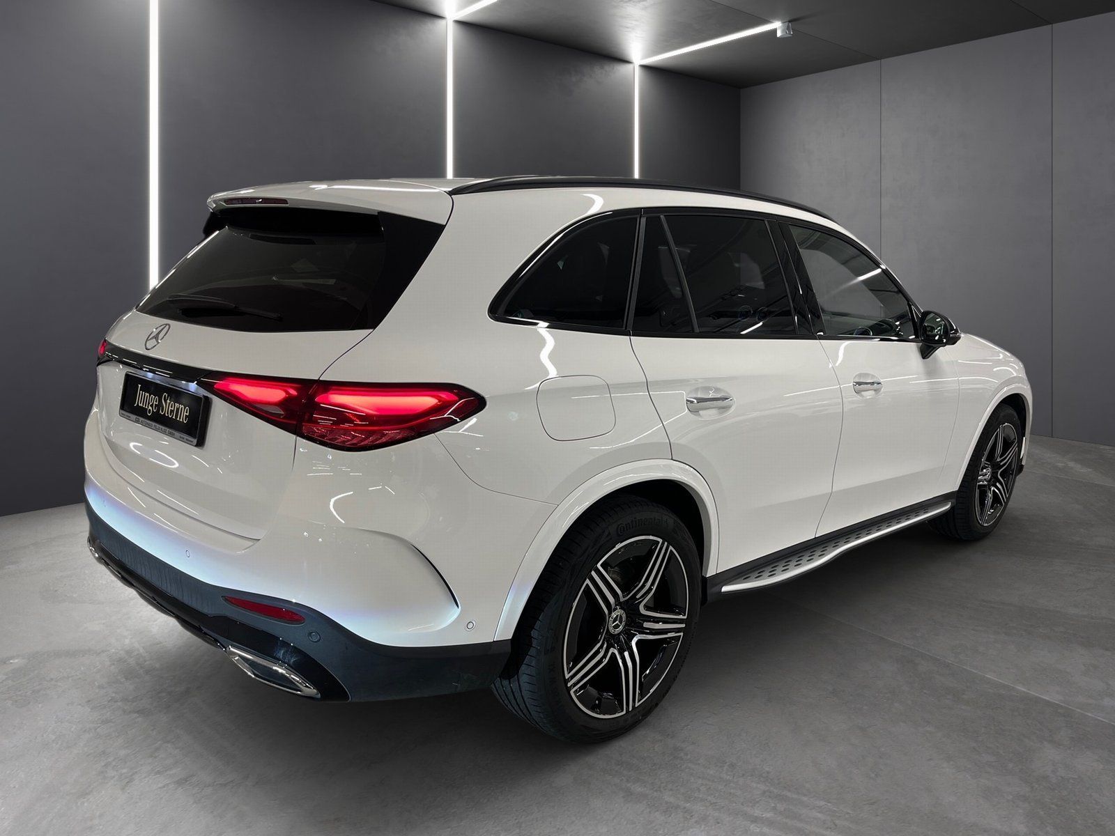 Fahrzeugabbildung Mercedes-Benz GLC 450 d 4M AMG Plus*STHZG*Pano*HUD*Distro*20"*