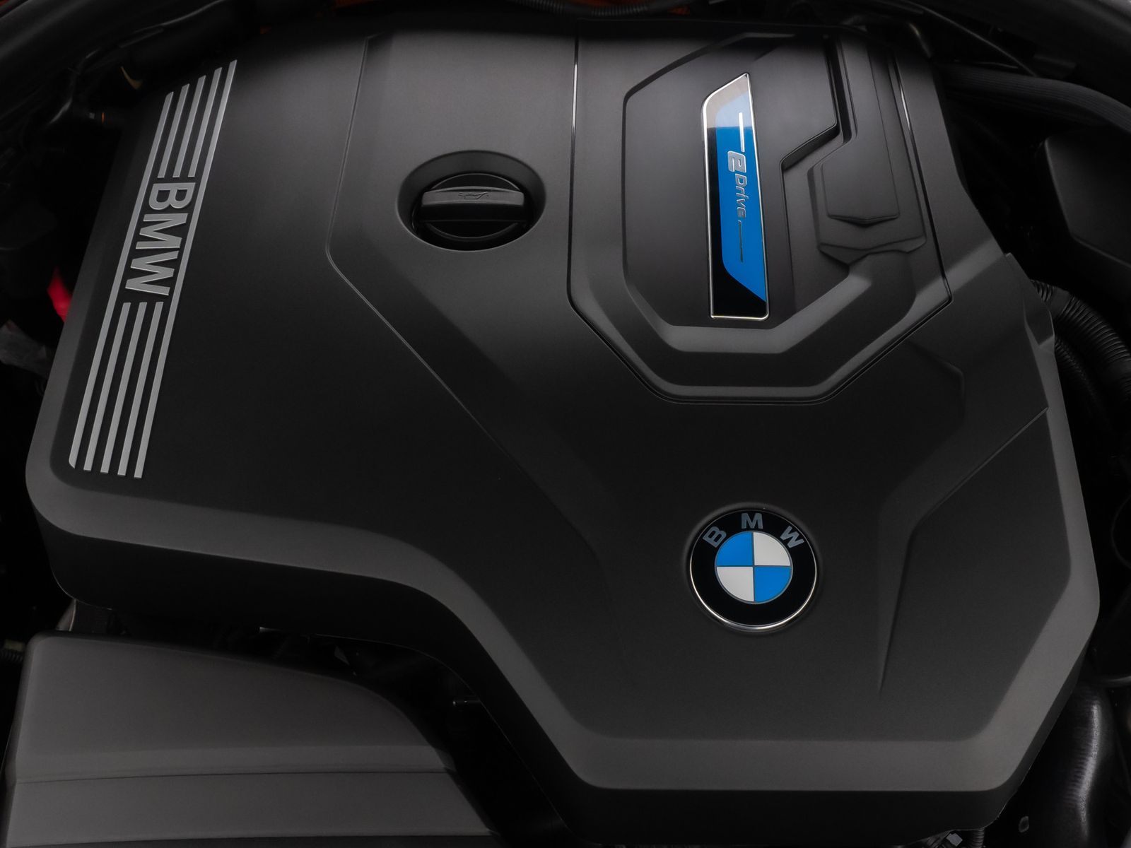 Fahrzeugabbildung BMW 320e Widscreen PDC CockpitPlus DAB Geschwindig