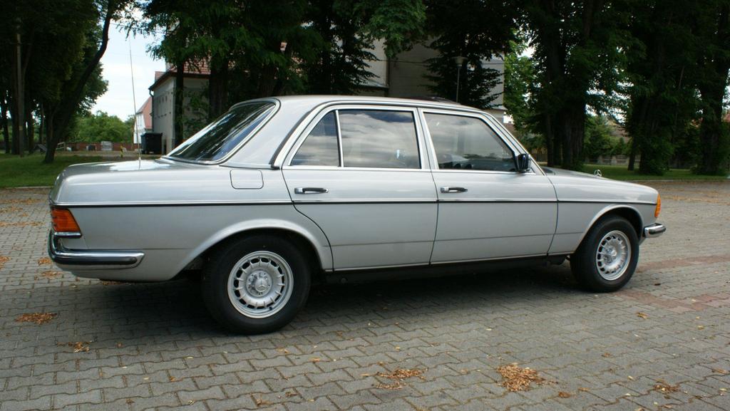 Mercedes-Benz E 280