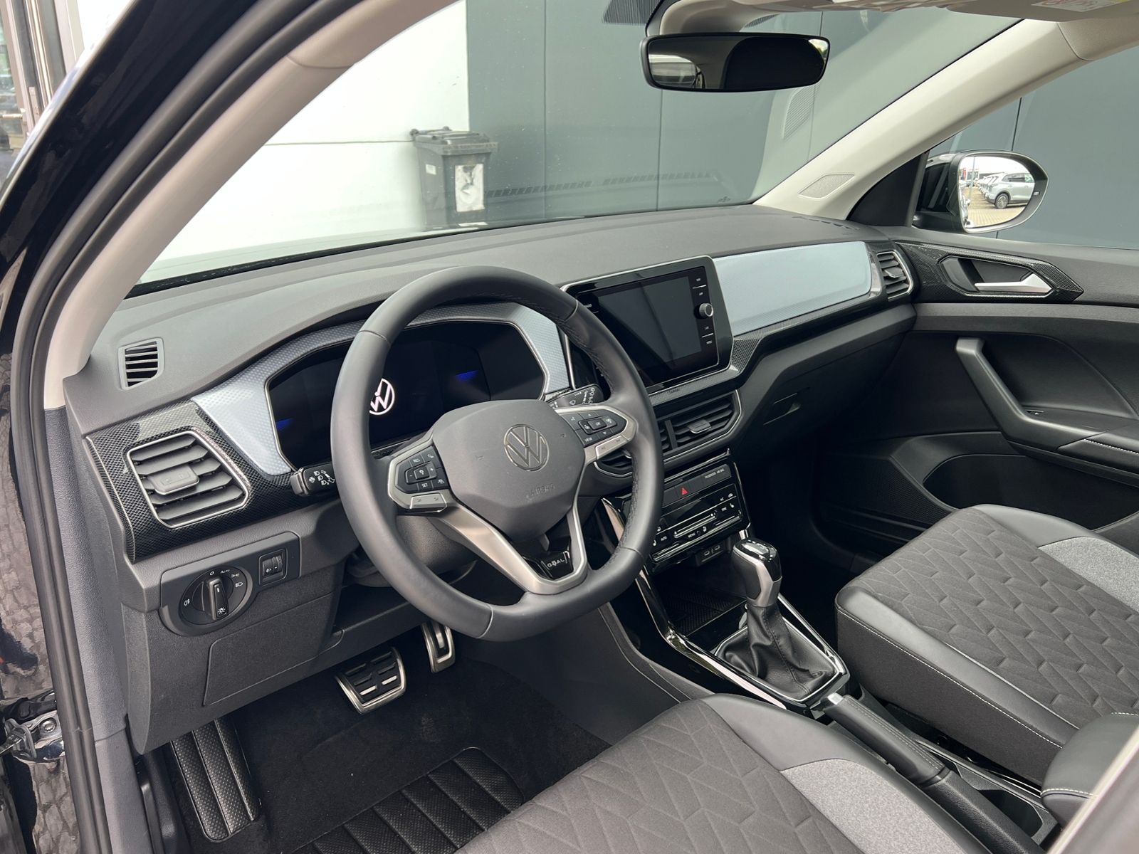 Fahrzeugabbildung Volkswagen T-Cross GOAL 1.0 TSI DSG *AHK, LED, App-Connect,
