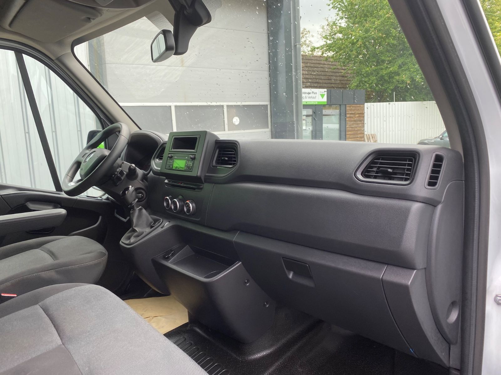 Fahrzeugabbildung Renault Master III Kasten L3H2 ,3,5t,1Hd,kamera,Garantie