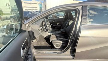 Mercedes A 180 - 9