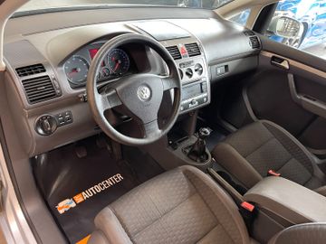 Volkswagen Touran Trendline EcoFuel *NAVI*TÜV05-2026*KLIMA